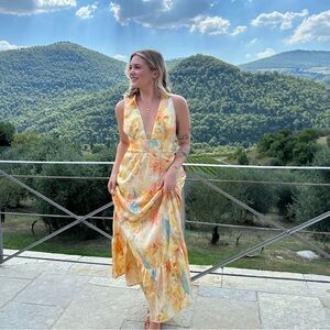 Italy inspired winery dress. Bought from local boutique, only worn once.